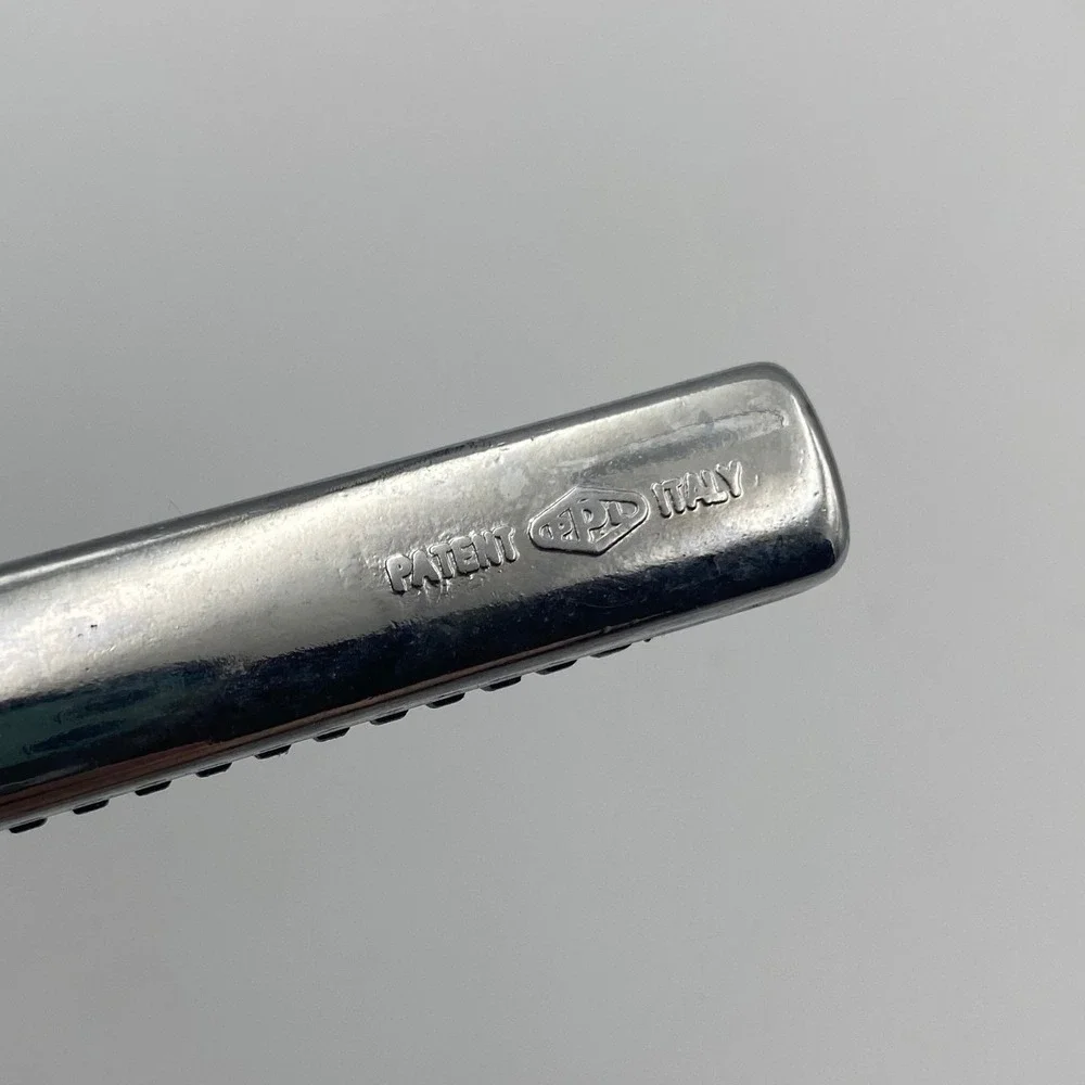 Pedrini Italy Chrome Nutcracker Shell Non-Slip‎ Rubber Grips Silver Black 6.5 In